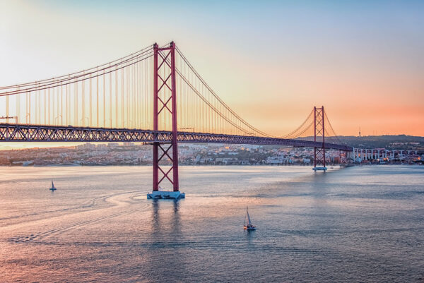 imagen de Fotomural puente Portugal en decoracionesenvinilo.com