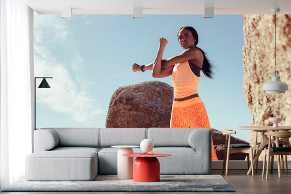 imagen de Fotomural chica calentando en decoracionesenvinilo.com