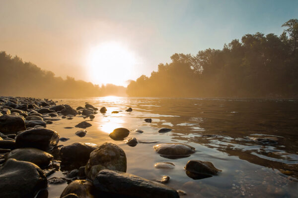 imagen de Fotomural río en atardecer en decoracionesenvinilo.com