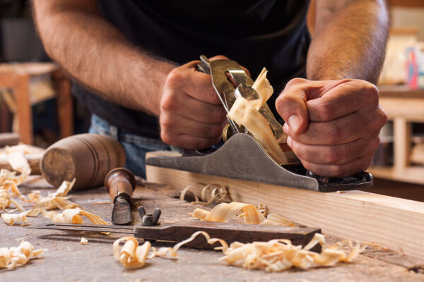 imagen de Fotomural lijando madera en decoracionesenvinilo.com