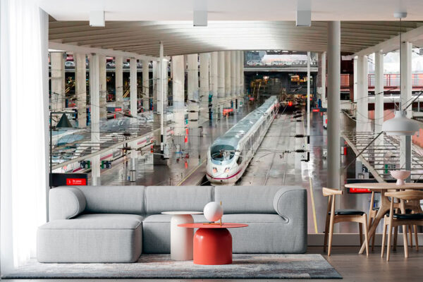 imagen de Fotomural AVE estación en decoracionesenvinilo.com